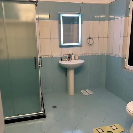 Ocean Breeze Apartment